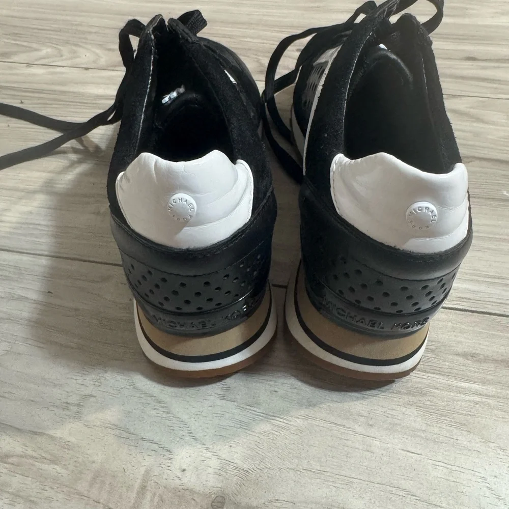 Michael Kors New Black and White Sneakers‎